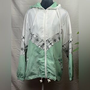 Twain Women's Mint and White Floral Windbreaker